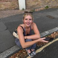 Lara Howard - profile image